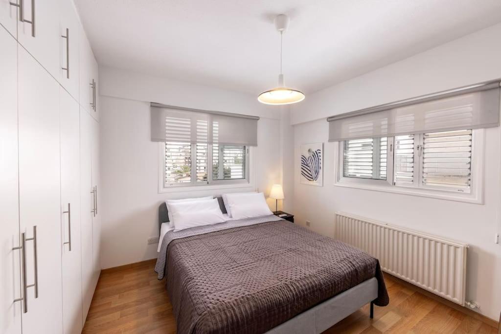 Apartamento Luxurious Bright & Stylish 2Br With Office In Nicosia Exterior foto