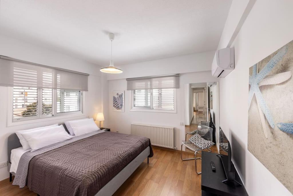 Apartamento Luxurious Bright & Stylish 2Br With Office In Nicosia Exterior foto